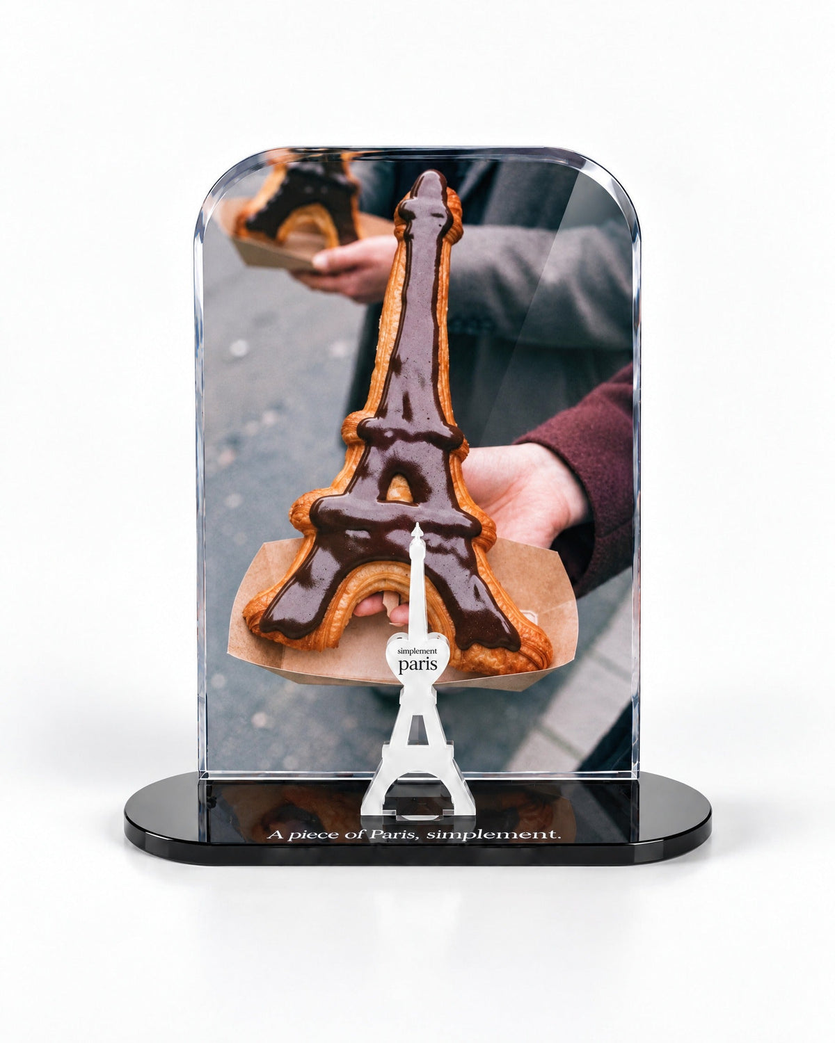 Eiffel Croissant