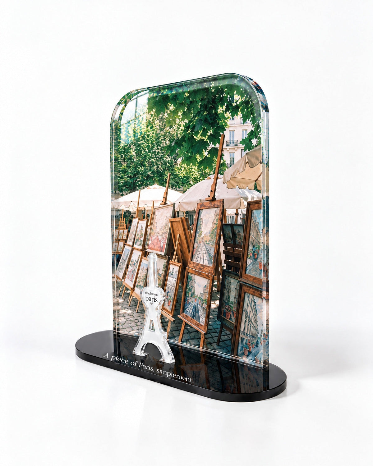 Side view of the Les Artistes acrylic decor with polished edges and reflections